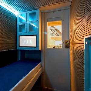 カプセルホテル Resting Pods - Zzzleepandgo Wien Airport