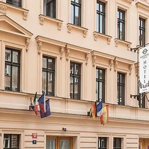 **** Отель Augustus Et Otto Чехия
