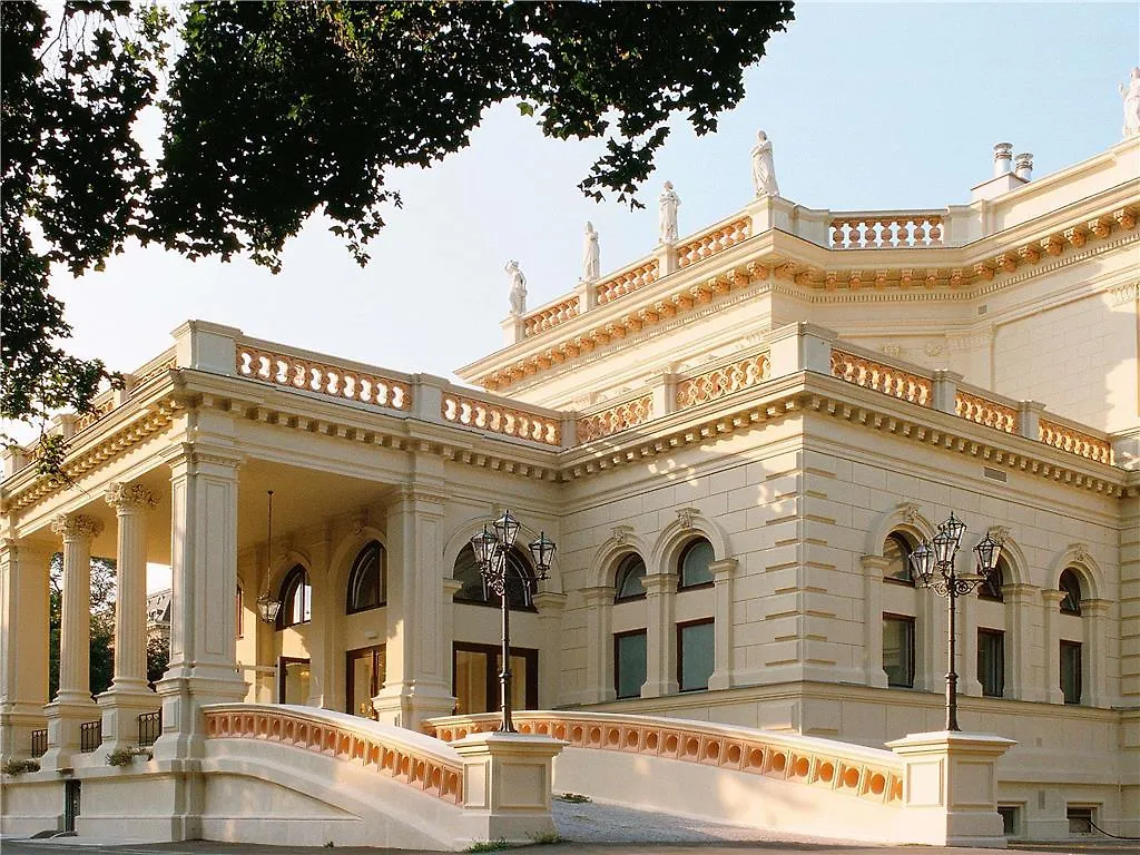 Hotel Mercure Wien Westbahnhof Vienne