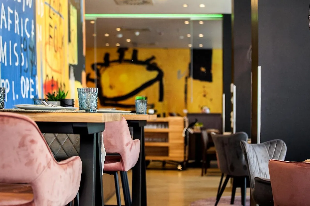 Hotel Mercure Wien Westbahnhof  Viena