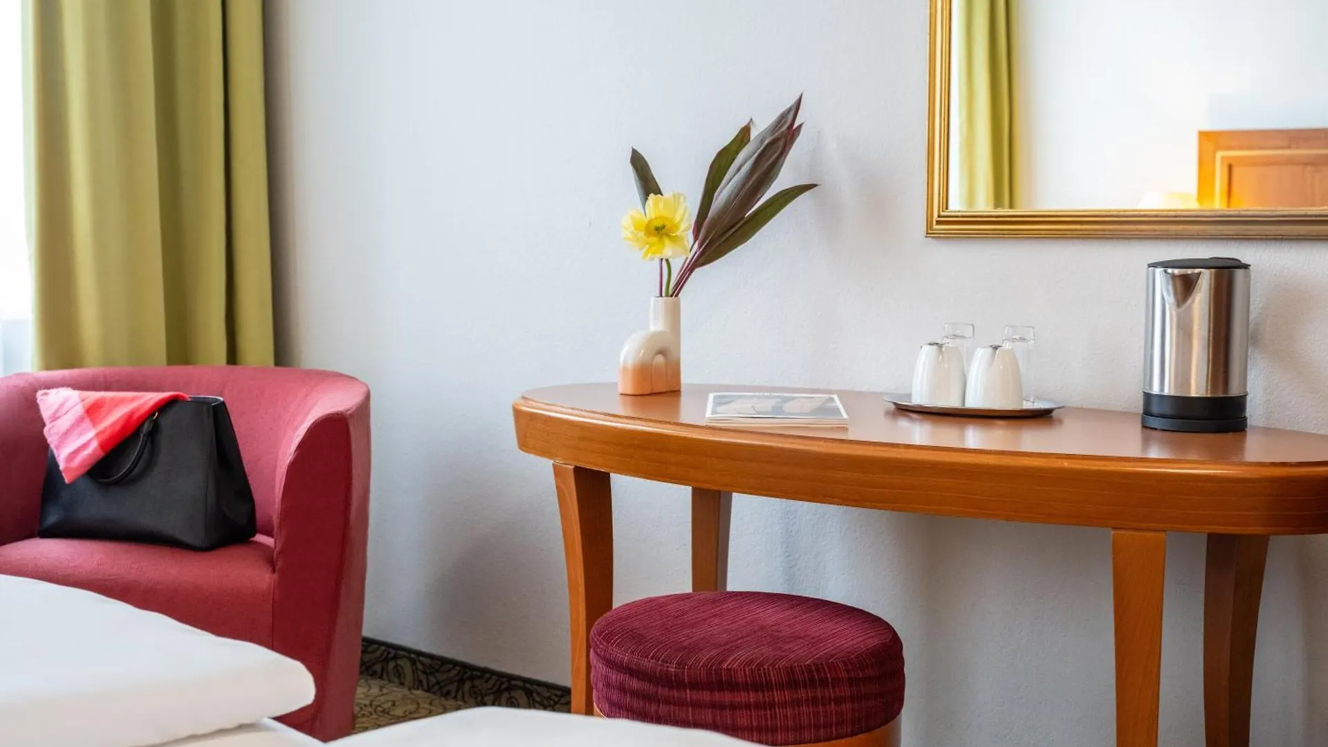 Hotel Mercure Wien Westbahnhof 4*, Viena Austria