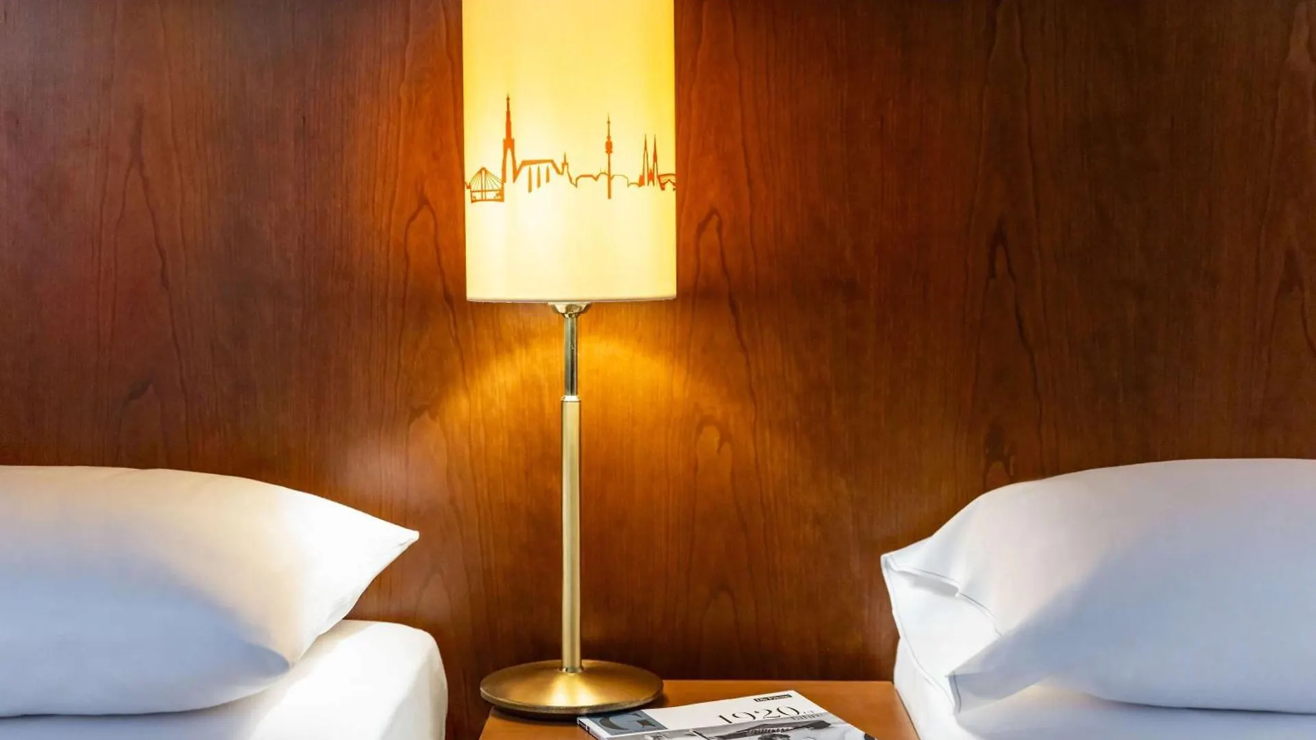 Hotel Mercure Wien Westbahnhof  Viena