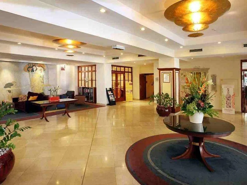 Hotel Mercure Wien Westbahnhof Vienna
