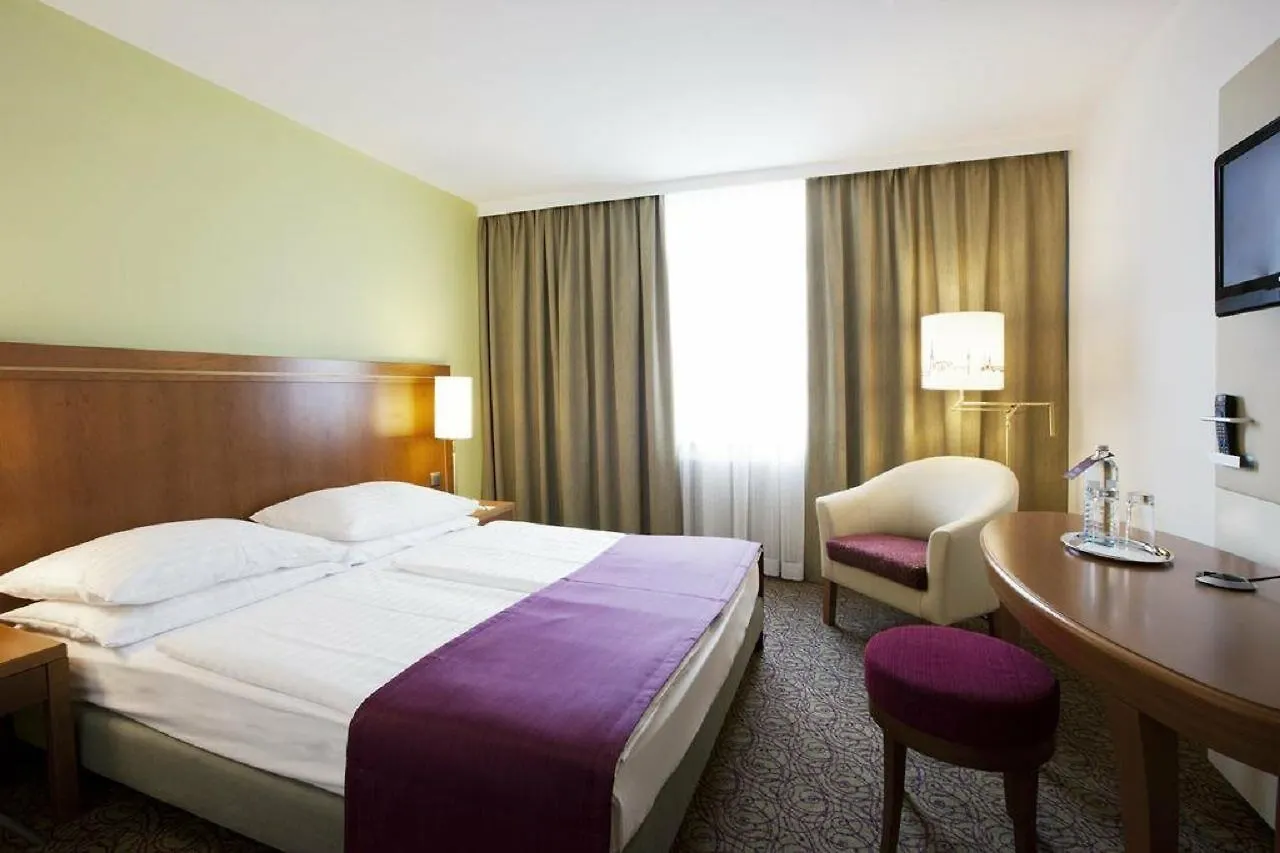 Hotel Mercure Wien Westbahnhof 4*, Vienna